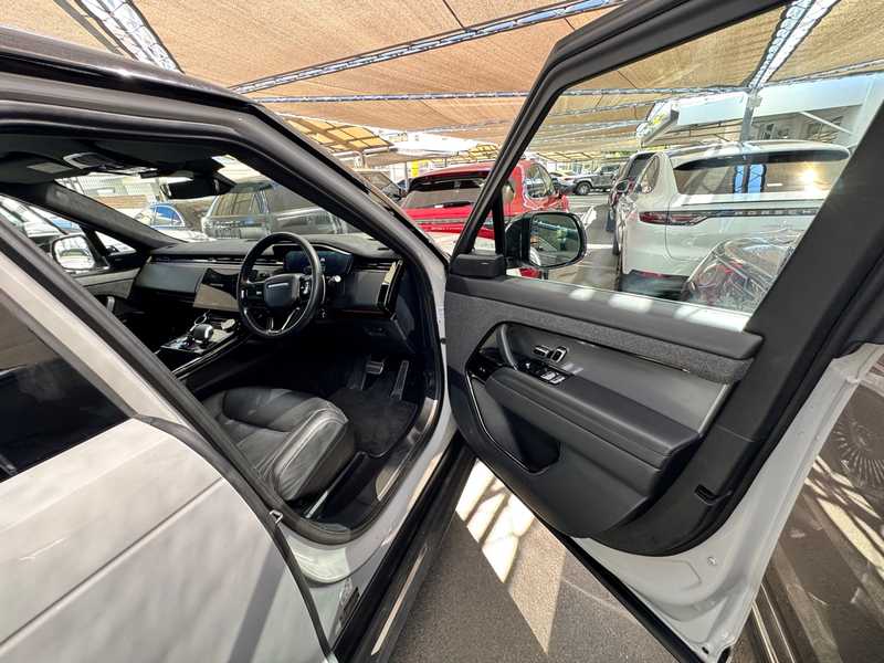 2025 Land Rover Range Rover Sport 3,0L 2025 Cyprus