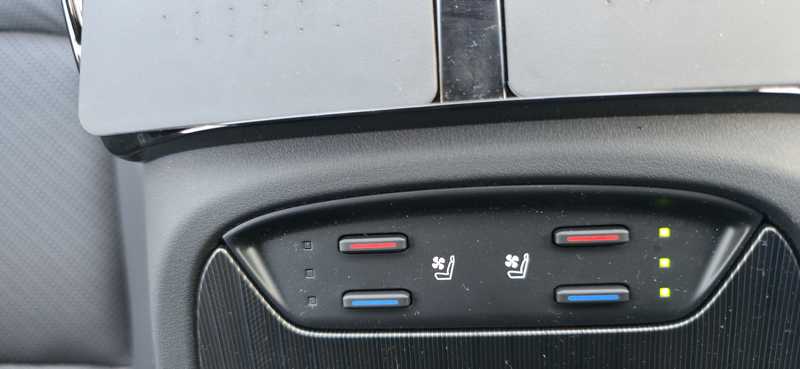 2023 Toyota Harrier 2,5L 2023 Cyprus