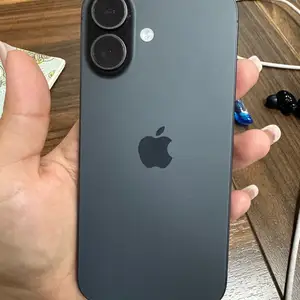 Iphone 17 in an excellent condition like new, Nicosia — Nicosia - Kaimakli