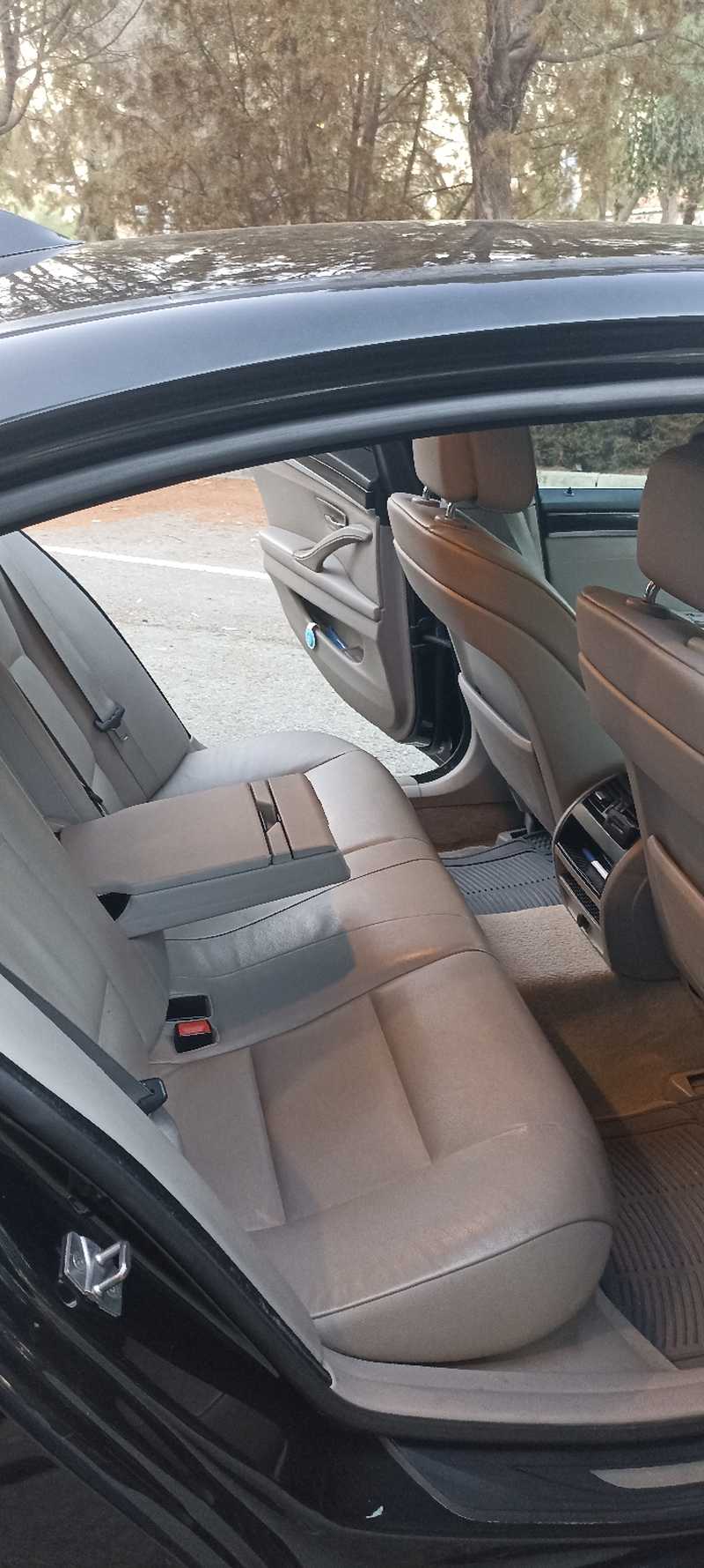 2011 BMW 5-Series 2,0L 2011 Cyprus
