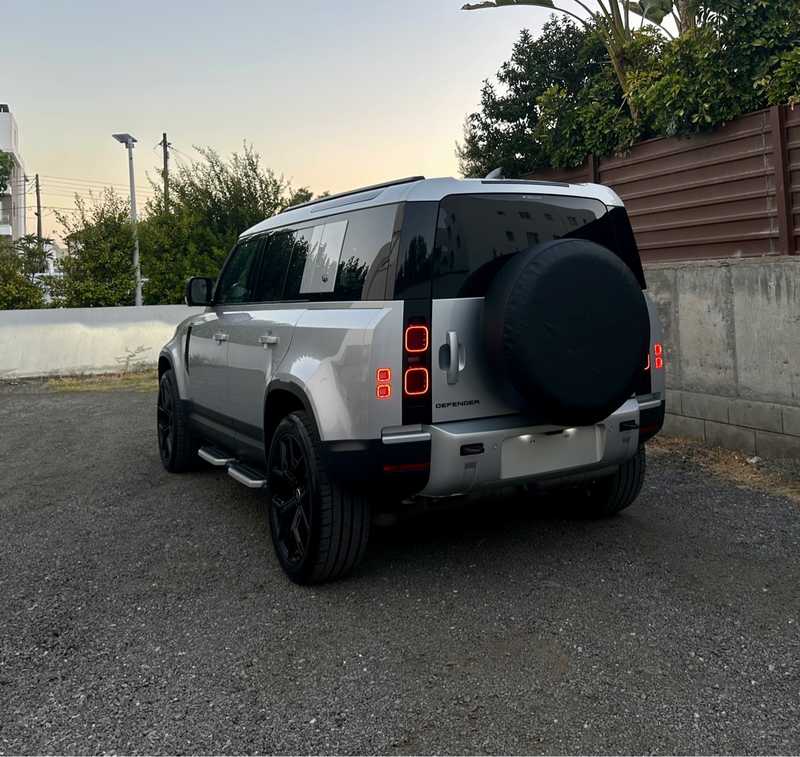 2023 Land Rover Defender 3,0L 2023 Cyprus