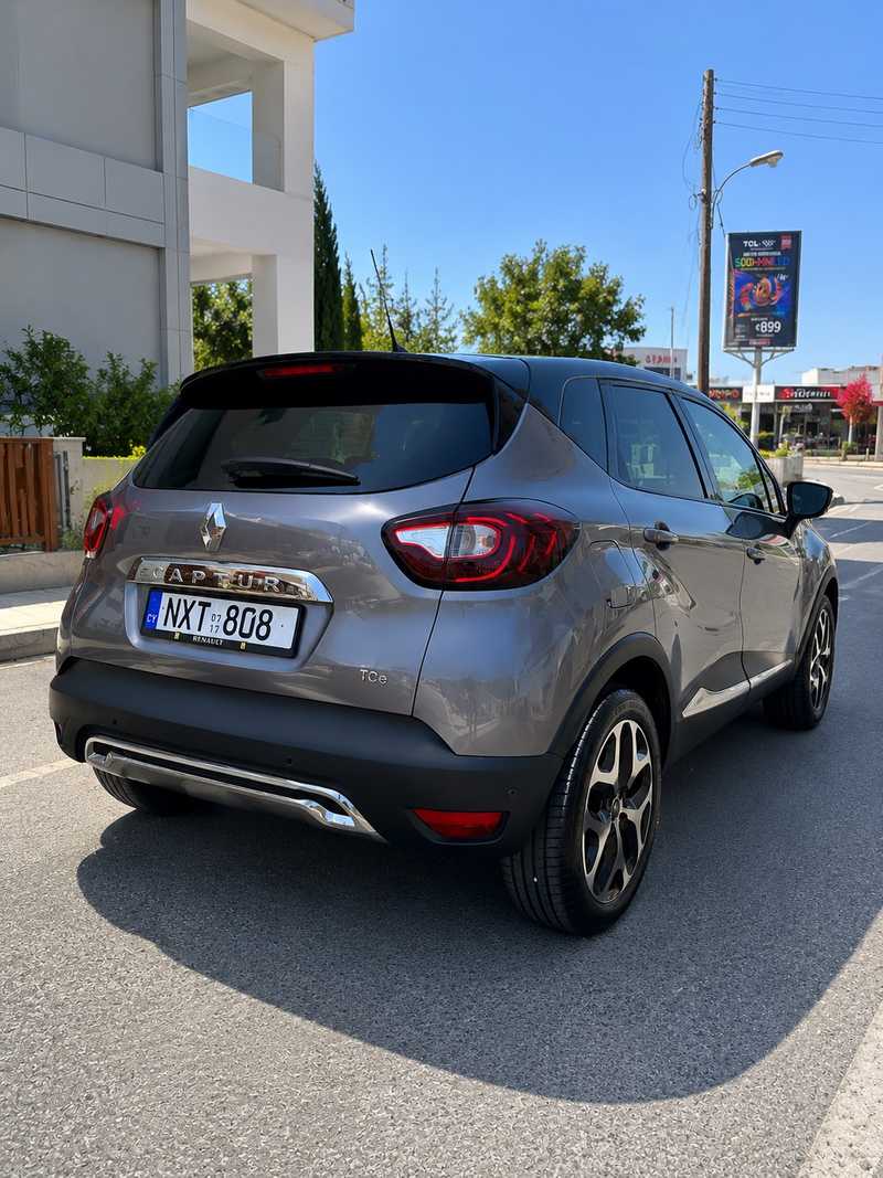 2017 Renault Captur 1,2L 2017 Cyprus