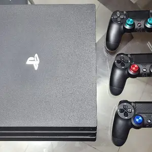 Ps4 pro 1tb 9.00 perfect for jailbreak with 3 controllers, Limassol — Agios Athanasios