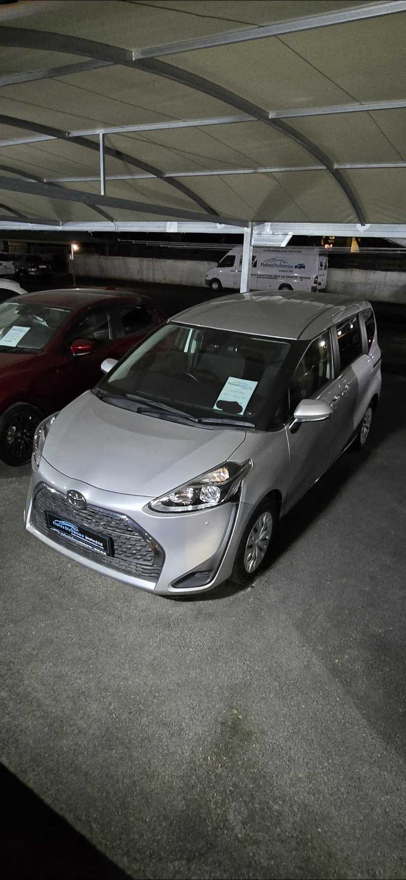 Toyota Sienta 1,5L 2021