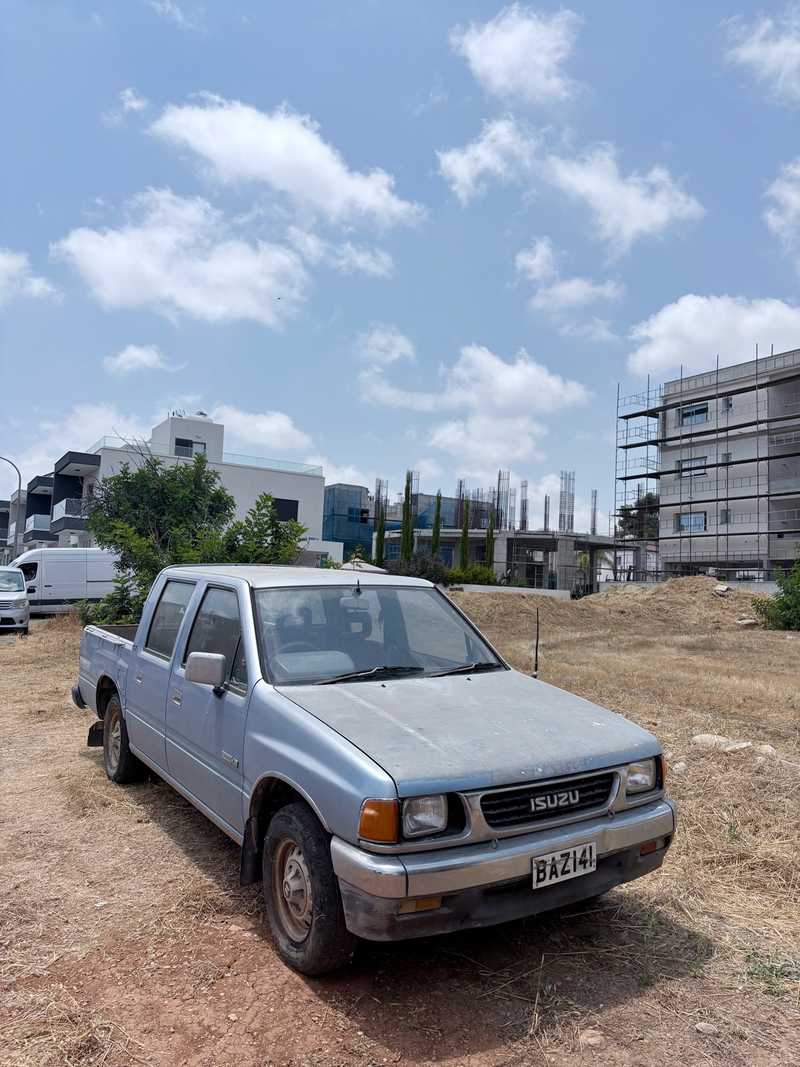 1992 Isuzu Pick-up 2,5L 1992 Cyprus
