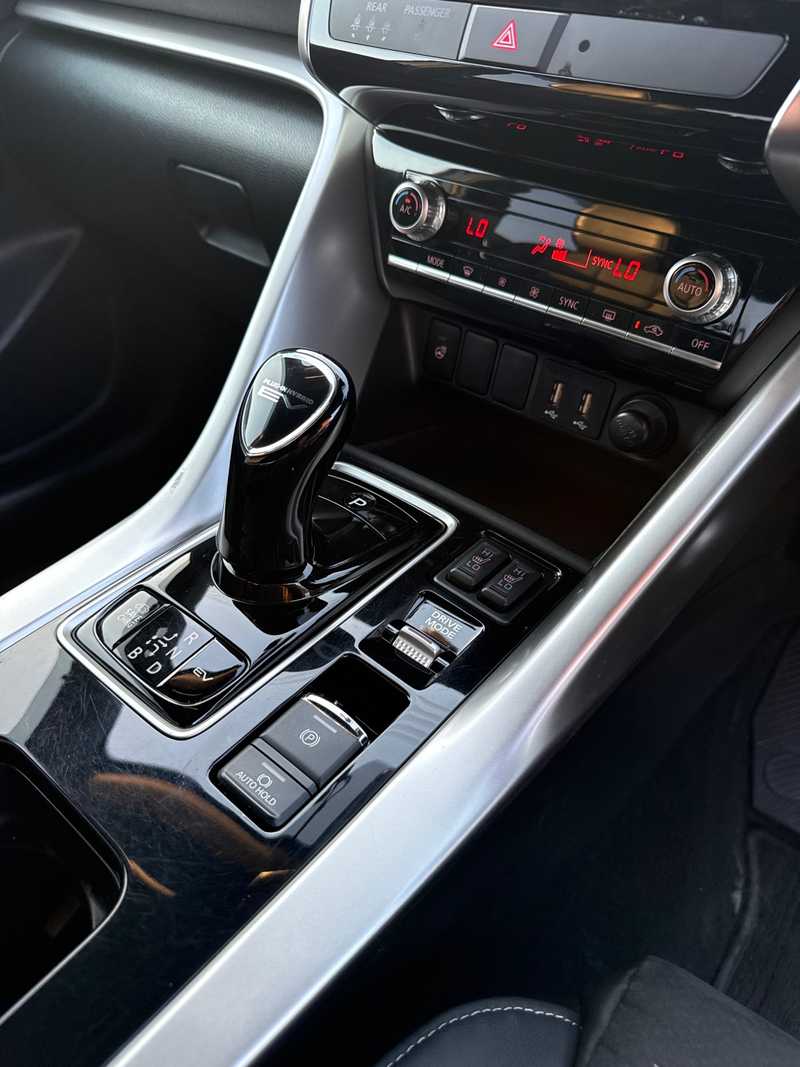 2021 Mitsubishi Eclipse Cross 2,4L 2021 Cyprus