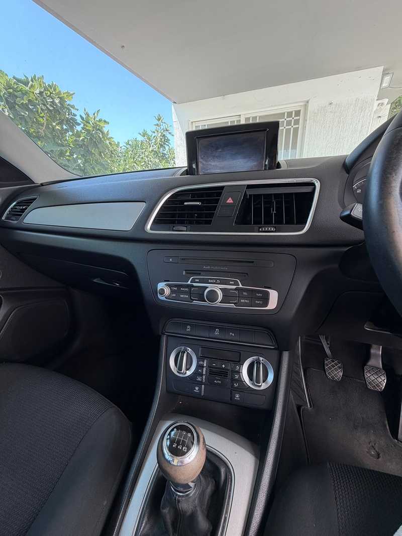 2012 Audi Q3 2,0L 2012 Cyprus