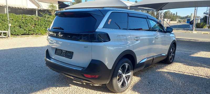 Peugeot 5008 2,0L 2022