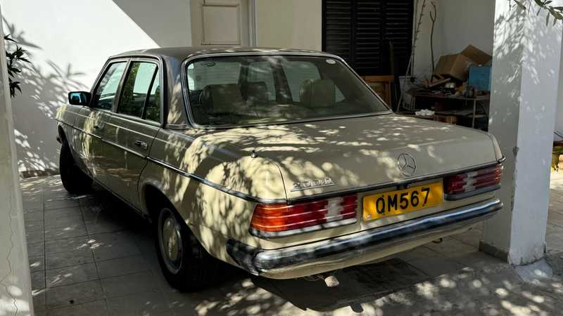 Mercedes-Benz E-Class 2,2L 1984