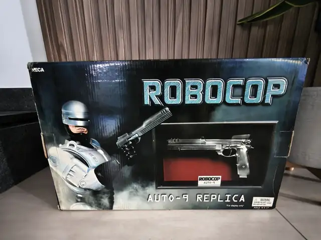 ROBOCOP AUTO 9 PROP REPLICA, Nicosia — Latsia - Agios Eleftherios