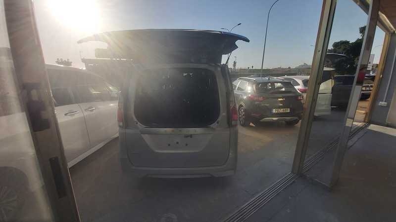 2021 Nissan Serena 2,0L 2021 Cyprus