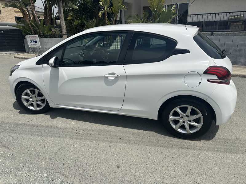 Peugeot 208 1,6L 2018