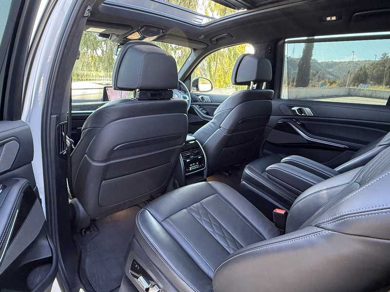2021 BMW X7 4,4L 2021 Cyprus