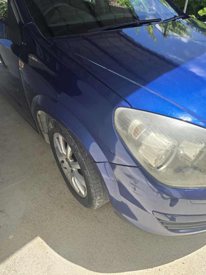 2004 Opel, Vauxhall Astra 1,4L 2004 Cyprus