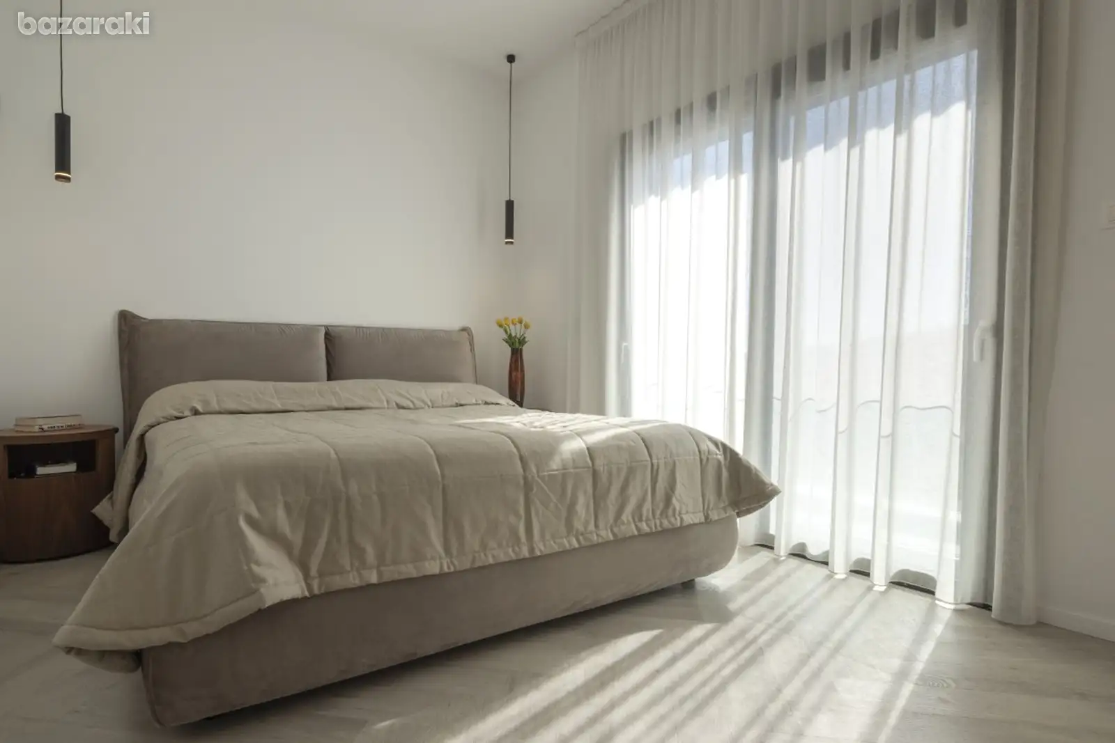House, 3 bedrooms — 11