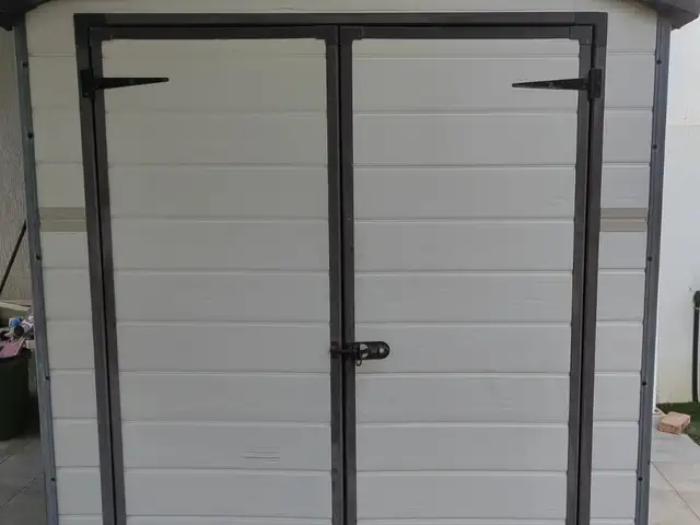Keter garden storage 6x8ft - αποθήκη κήπου, Limassol — Agios Athanasios