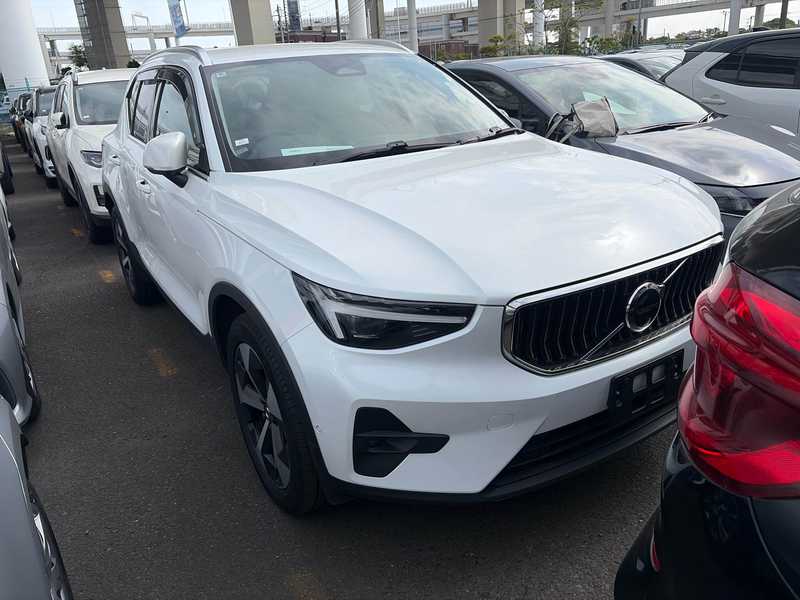 Volvo XC40 2,0L 2024