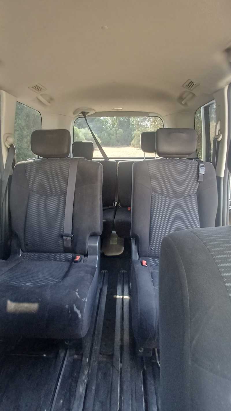 2013 Nissan Serena 2,0L 2013 Cyprus
