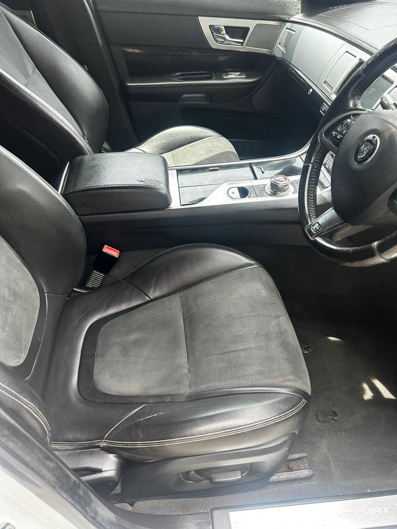 2014 Jaguar XF 2,2L 2014 Cyprus