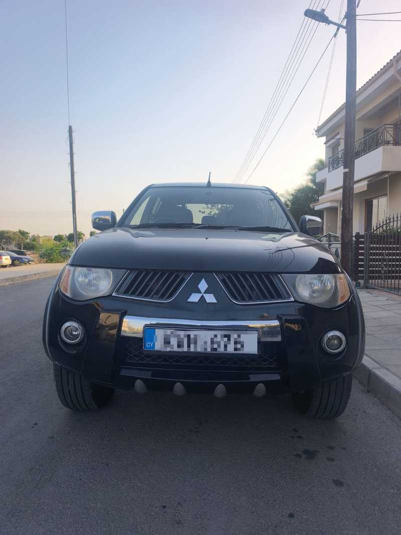Mitsubishi L200 2,5L 2006