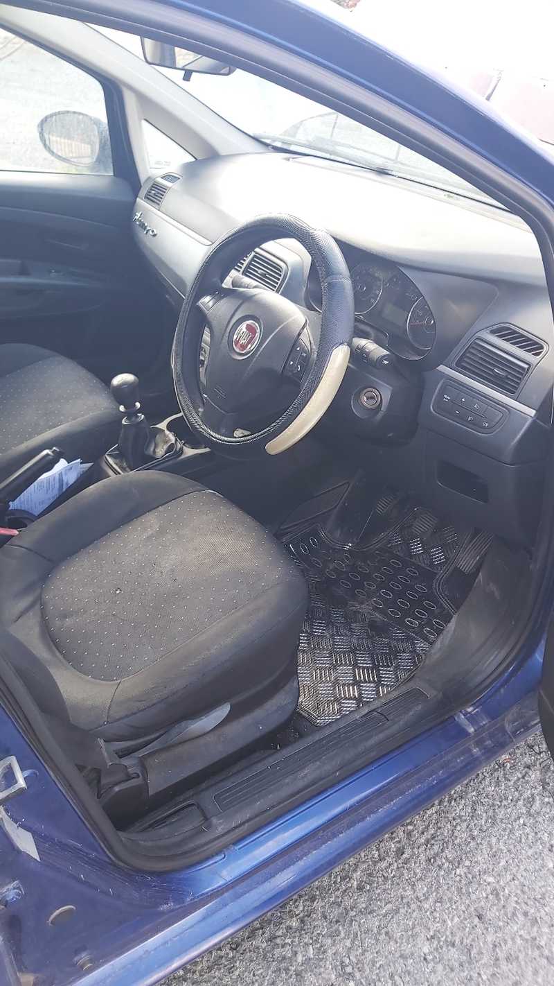 2009 Fiat Grande Punto 1,4L 2009 Cyprus