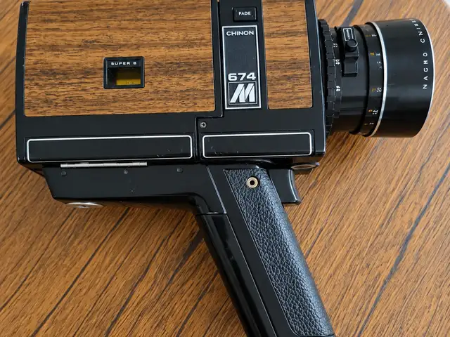 Vintage chinon 674 m super 8 camera-tested and working, Επαρχία Λευκωσίας — Λακατάμεια - Αγία Παρασκευή