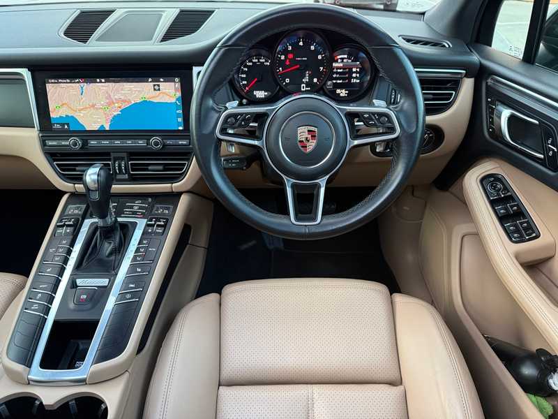 2019 Porsche Macan 2,0L 2019 Cyprus
