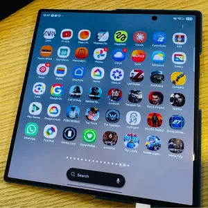 Samsung fold 8 ultra 1tb with original case samsung, Limassol — Limassol - Linopetra