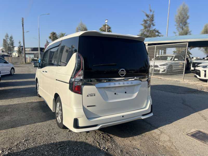 2022 Nissan Serena 2,0L 2022 Cyprus