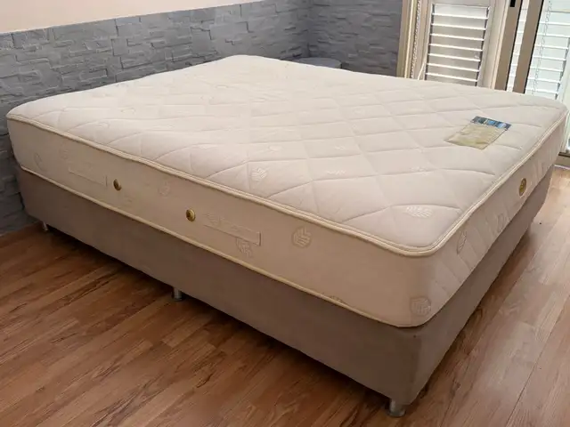 Double bed with a good quality mattress, Larnaca — Zygi