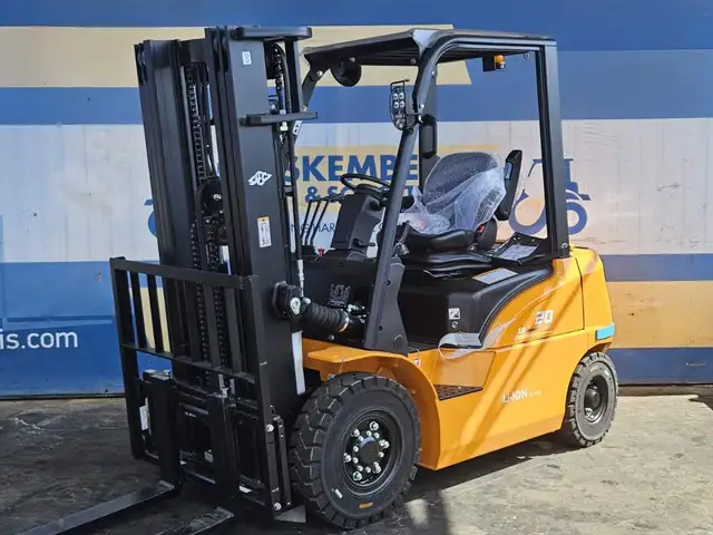 Hc forklifts cpd20-xey2ha-si - 81bf11014 - capacity 2000kg, Limassol — Ypsonas