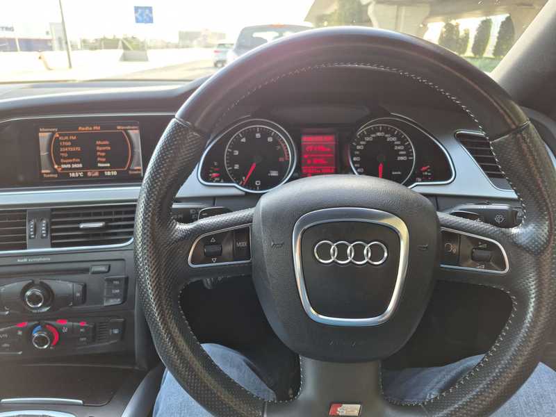 2009 Audi A5 2,0L 2009 Cyprus