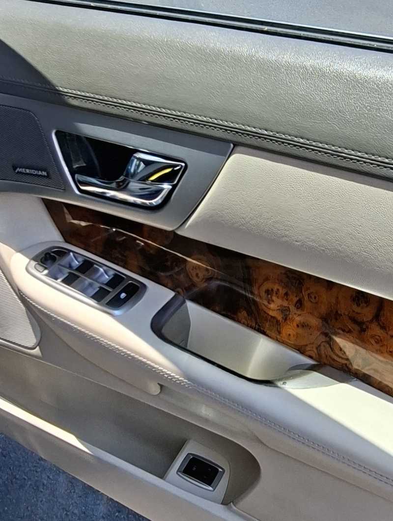 2014 Jaguar XF 2,2L 2014 Cyprus