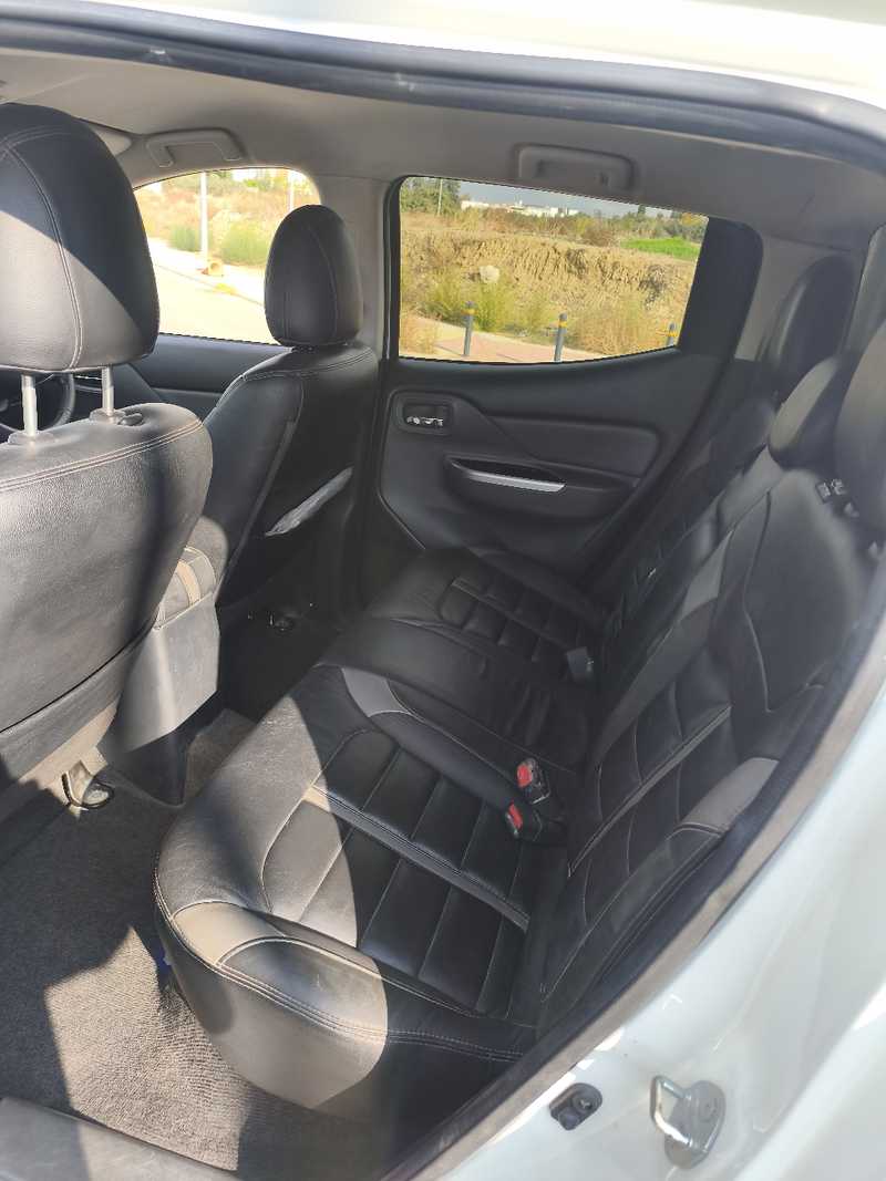 2016 Mitsubishi L200 2,4L 2016 Cyprus