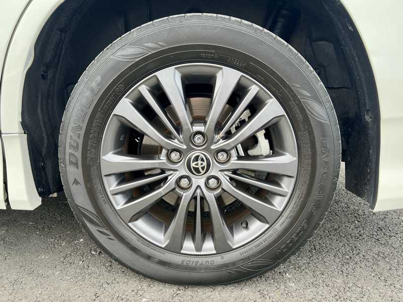 2023 Toyota Voxy 2,0L 2023 Cyprus
