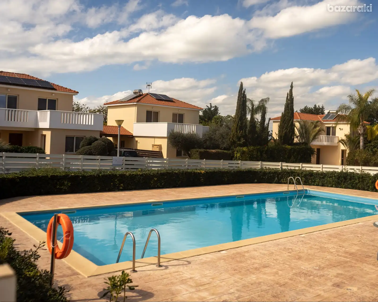 House, 4 bedrooms — 10
