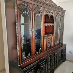 Wooden display cabinet - κλασική ξύλινη βιτρίνα/μπουφές, Επαρχία Λεμεσού — Λεμεσός - Αγία Φύλα