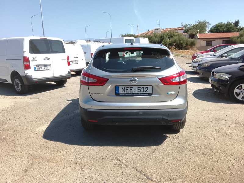 2014 Nissan Qashqai 1,6L 2014 Cyprus