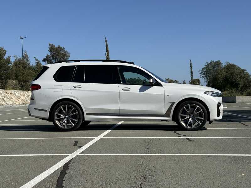 2021 BMW X7 4,4L 2021 Cyprus