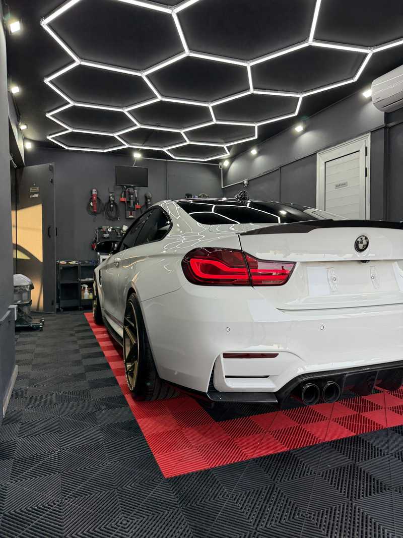 2019 BMW M4 3,0L 2019 Cyprus