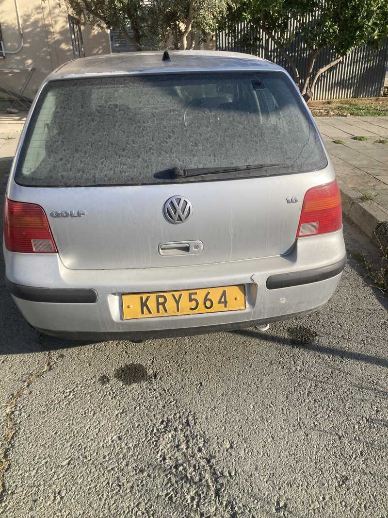 Volkswagen Golf 1,6L 2001