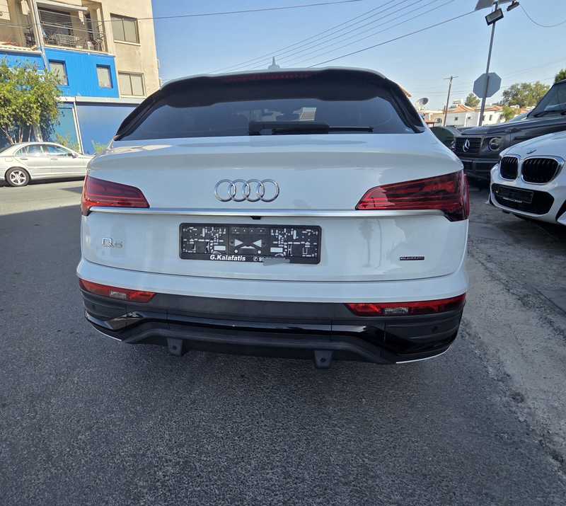2022 Audi Q5 2,0L 2022 Cyprus