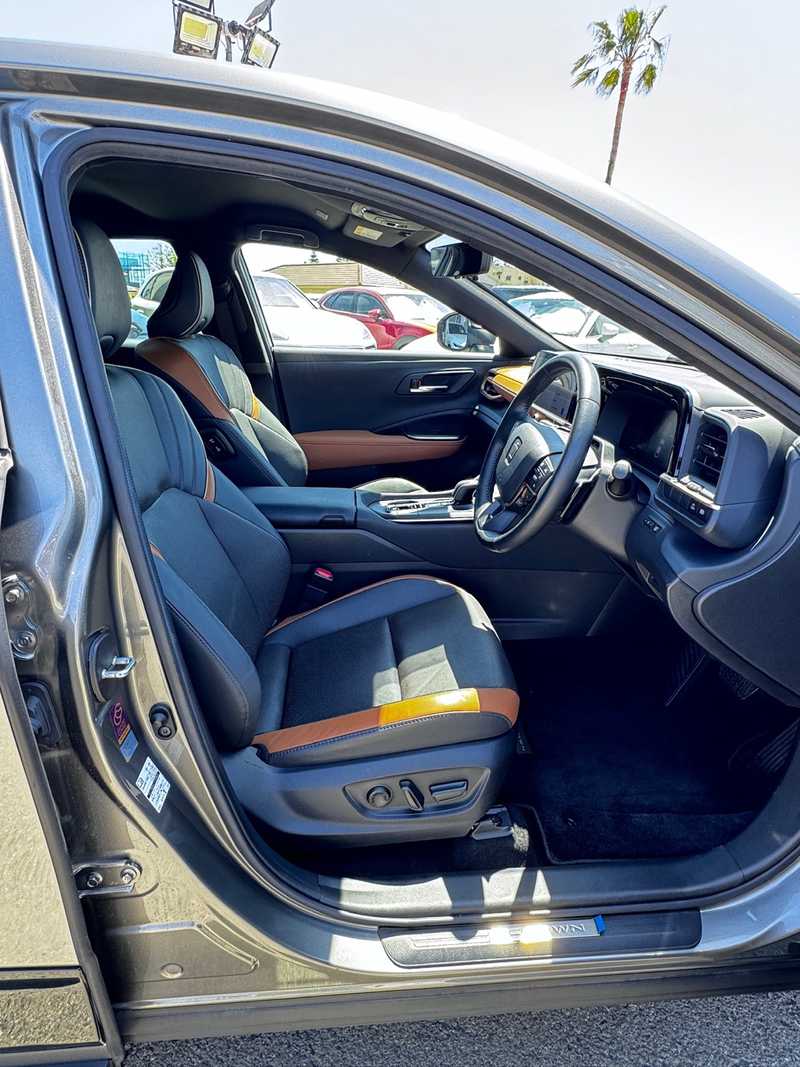 2023 Toyota Crown 2,4L 2023 Cyprus