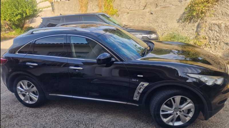Infiniti QX70 3,0L 2014