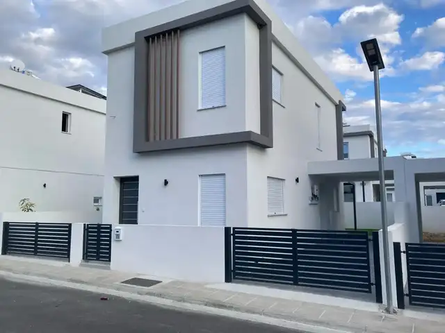  2-bedroom villa to rent, Limassol — Moni