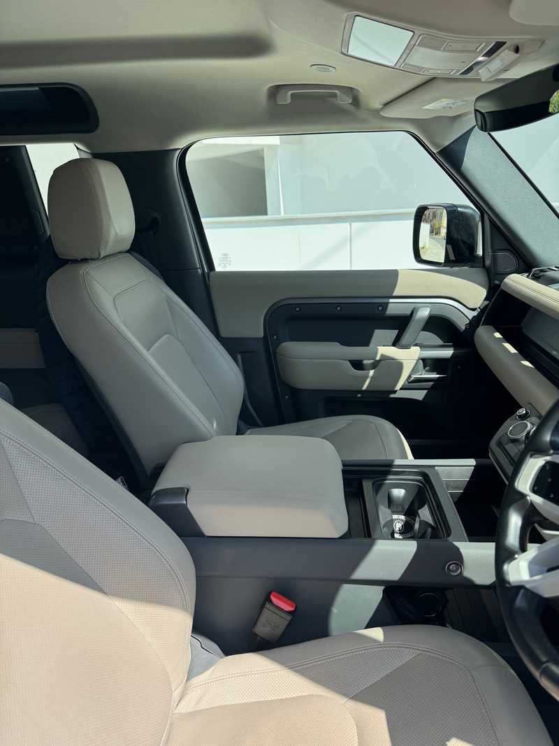 2023 Land Rover Defender 2,0L 2023 Cyprus