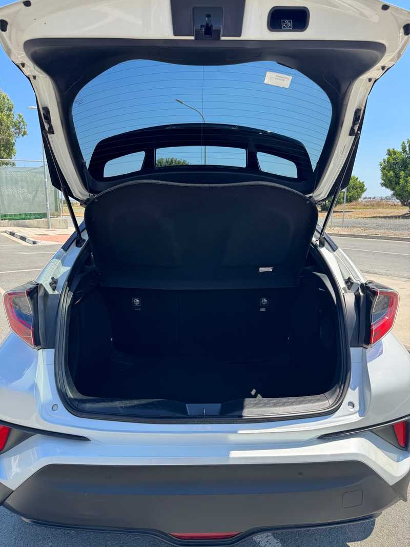 2018 Toyota C-HR 1,8L 2018 Cyprus