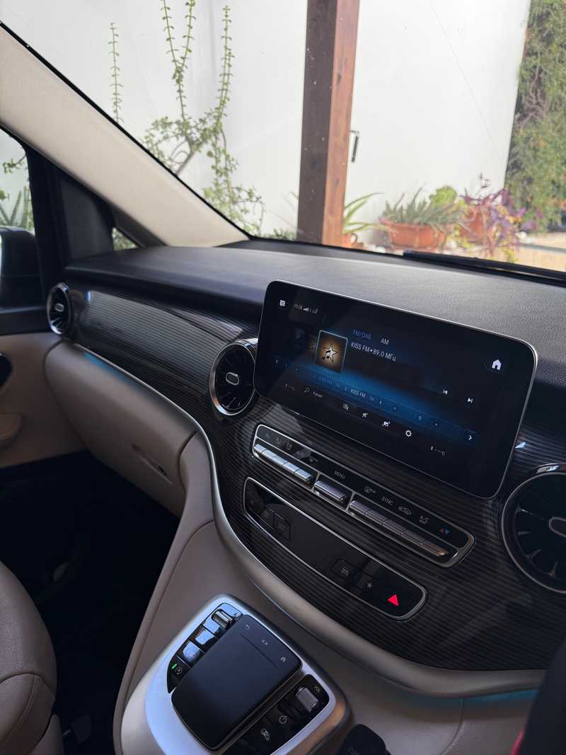 2022 Mercedes-Benz V-Class 2,5L 2022 Cyprus