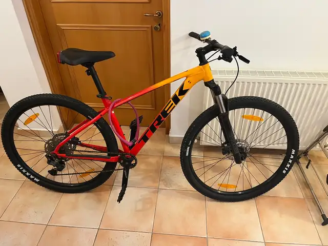 Trek marlin 7 mountain bike with m/l frame, Επαρχία Λευκωσίας — Αγλαντζιά