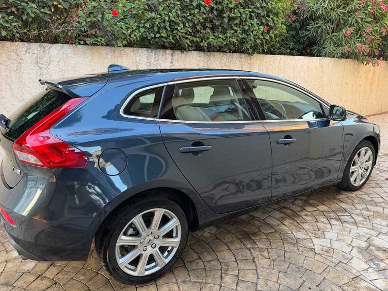 2020 Volvo V40 1,5L 2020 Cyprus